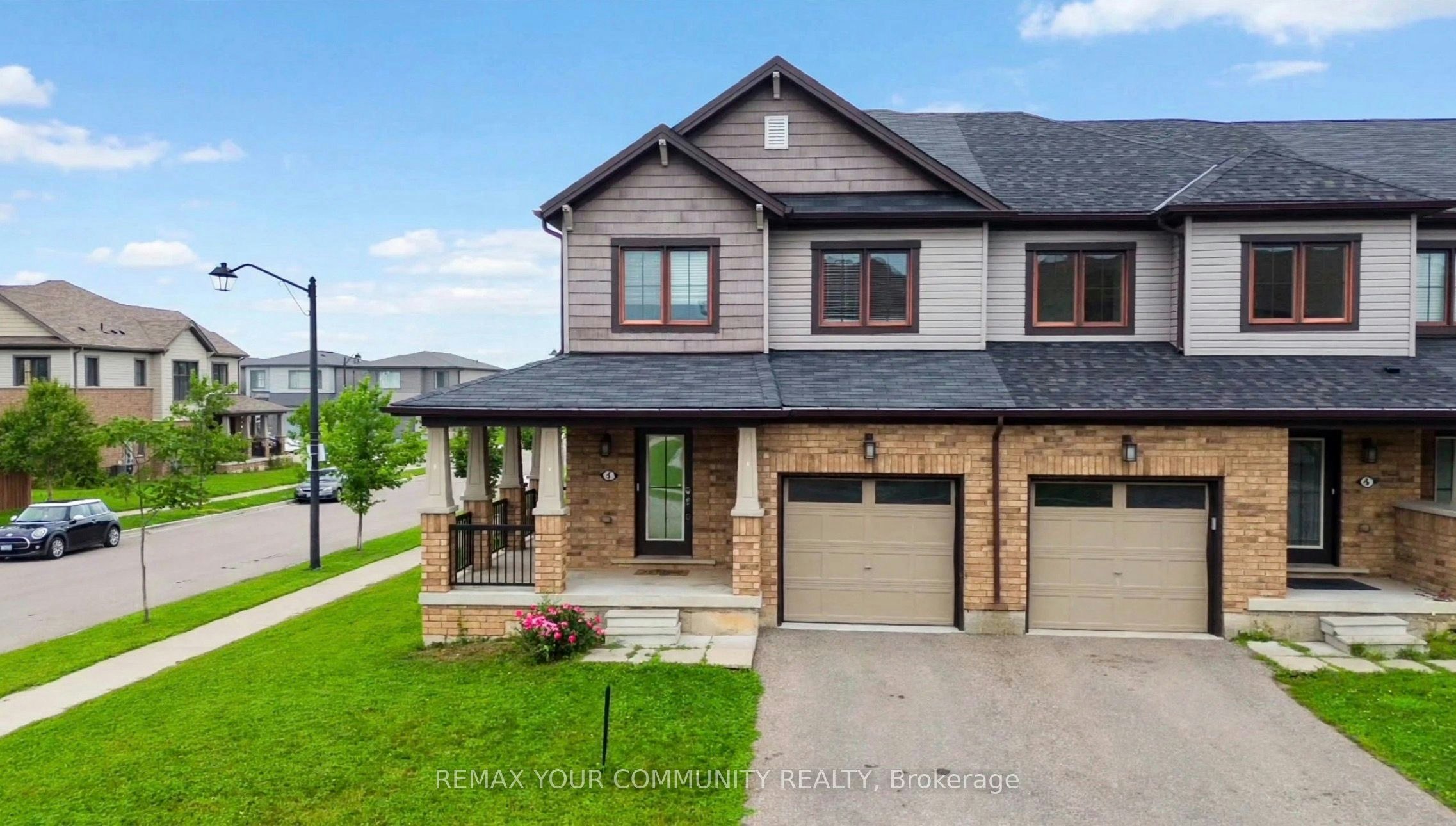 2 Prestwick Street, Hamilton, ON, L8J 0K7 - 2