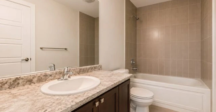 2 Prestwick Street, Hamilton, ON, L8J 0K7 - 21