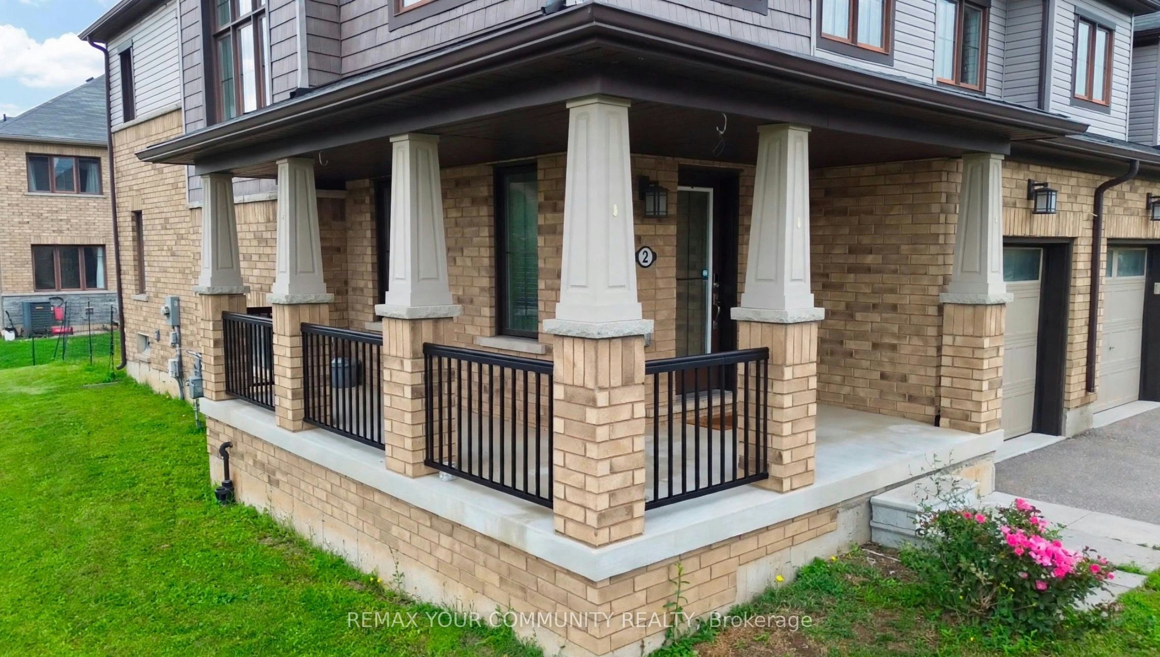 2 Prestwick Street, Hamilton, ON, L8J 0K7 - 5