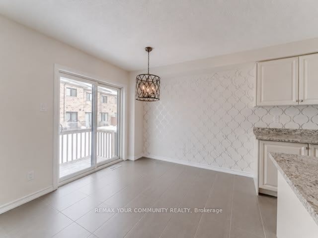 2 Prestwick Street, Hamilton, ON, L8J 0K7 - 12