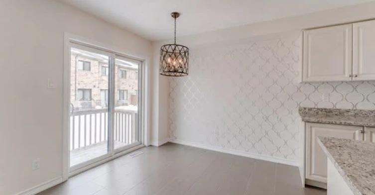 2 Prestwick Street, Hamilton, ON, L8J 0K7 - 12