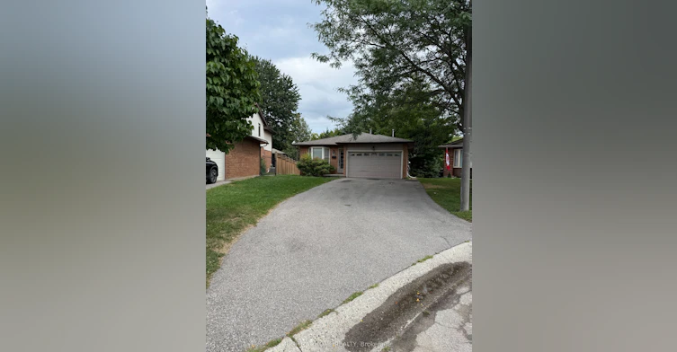 35 Bloomsbury Court, Hamilton, ON, L9G 4L6 - 2