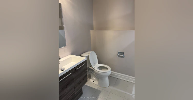 35 Bloomsbury Court, Hamilton, ON, L9G 4L6 - 12