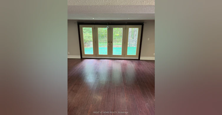 35 Bloomsbury Court, Hamilton, ON, L9G 4L6 - 9