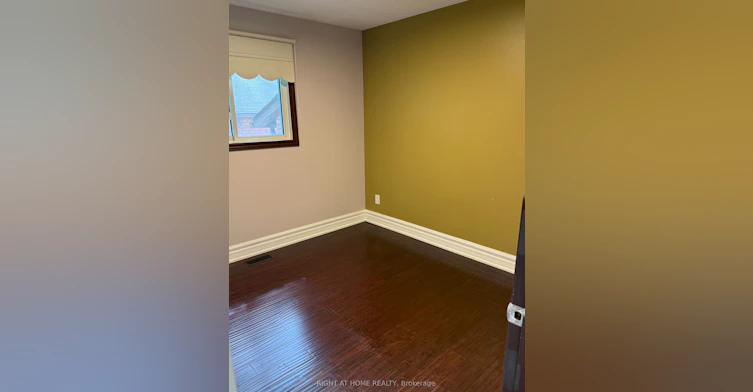35 Bloomsbury Court, Hamilton, ON, L9G 4L6 - 19