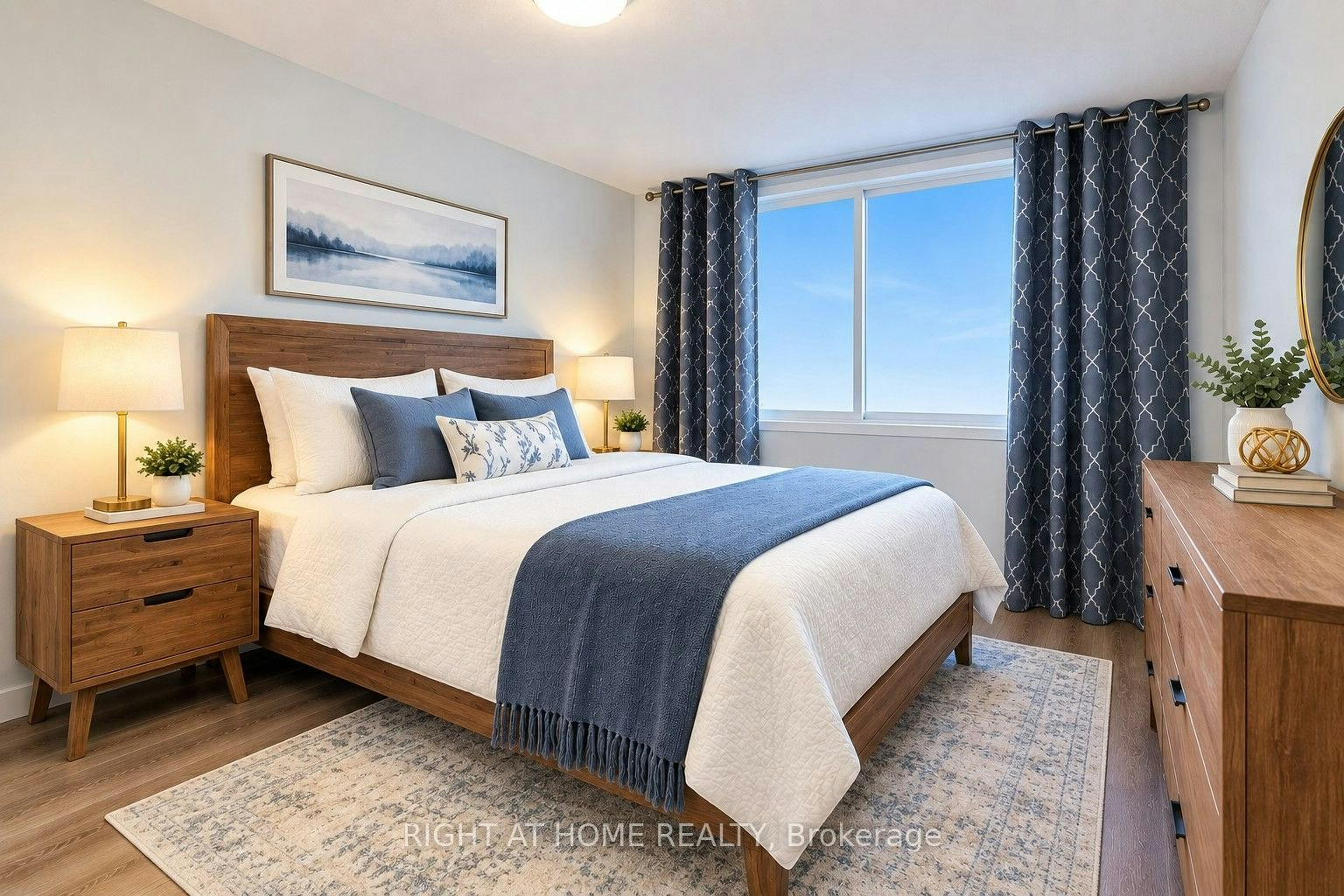217-1 Redfern Aveenue Avenue, Hamilton, ON, L9C 0E6