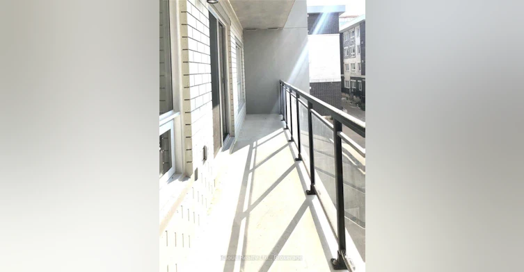 B312-275 Larch Street, Waterloo, ON, N2L 3R2 - 17