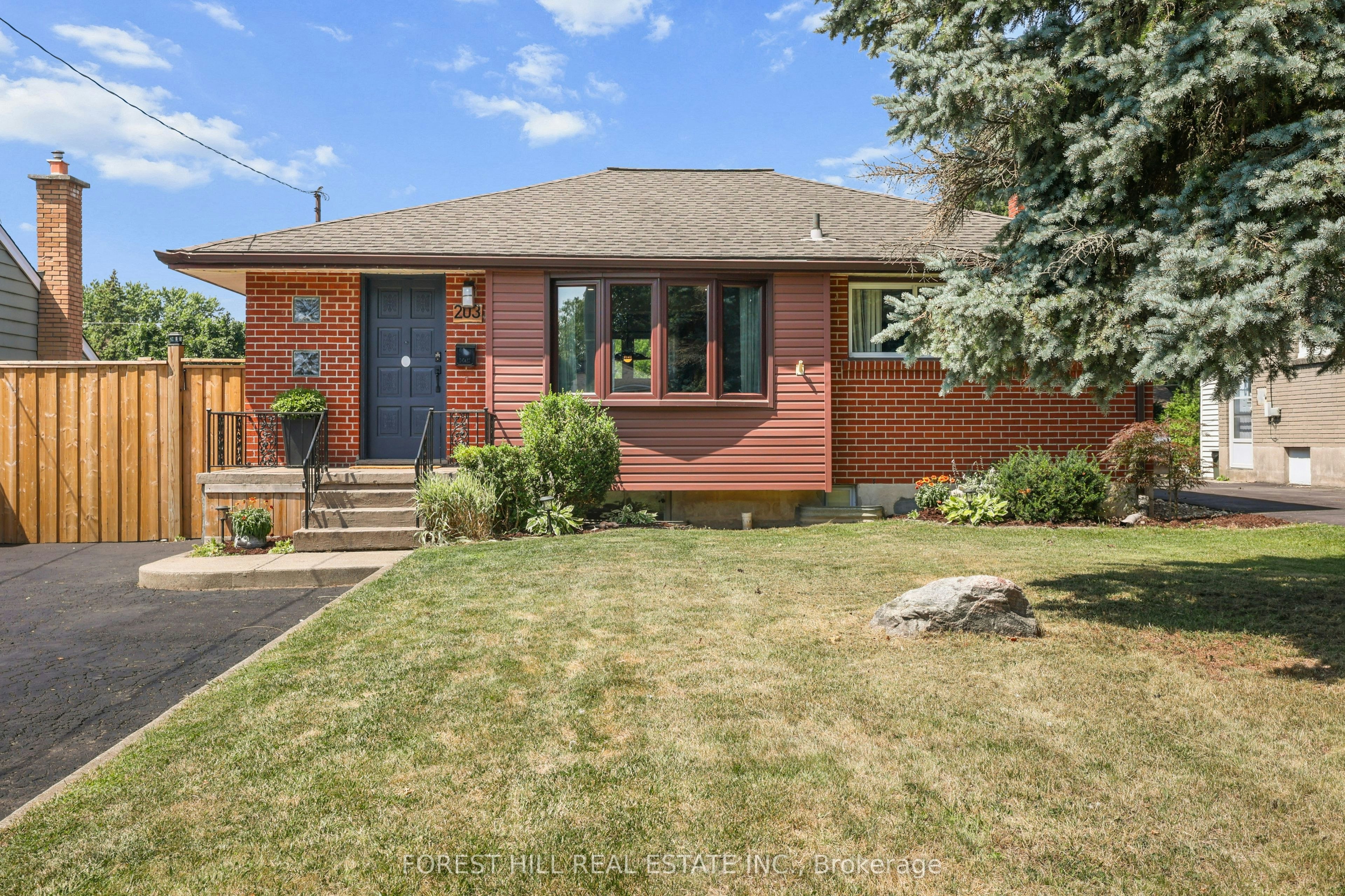 203 Merlin Crescent, London, ON, N5W 5A2