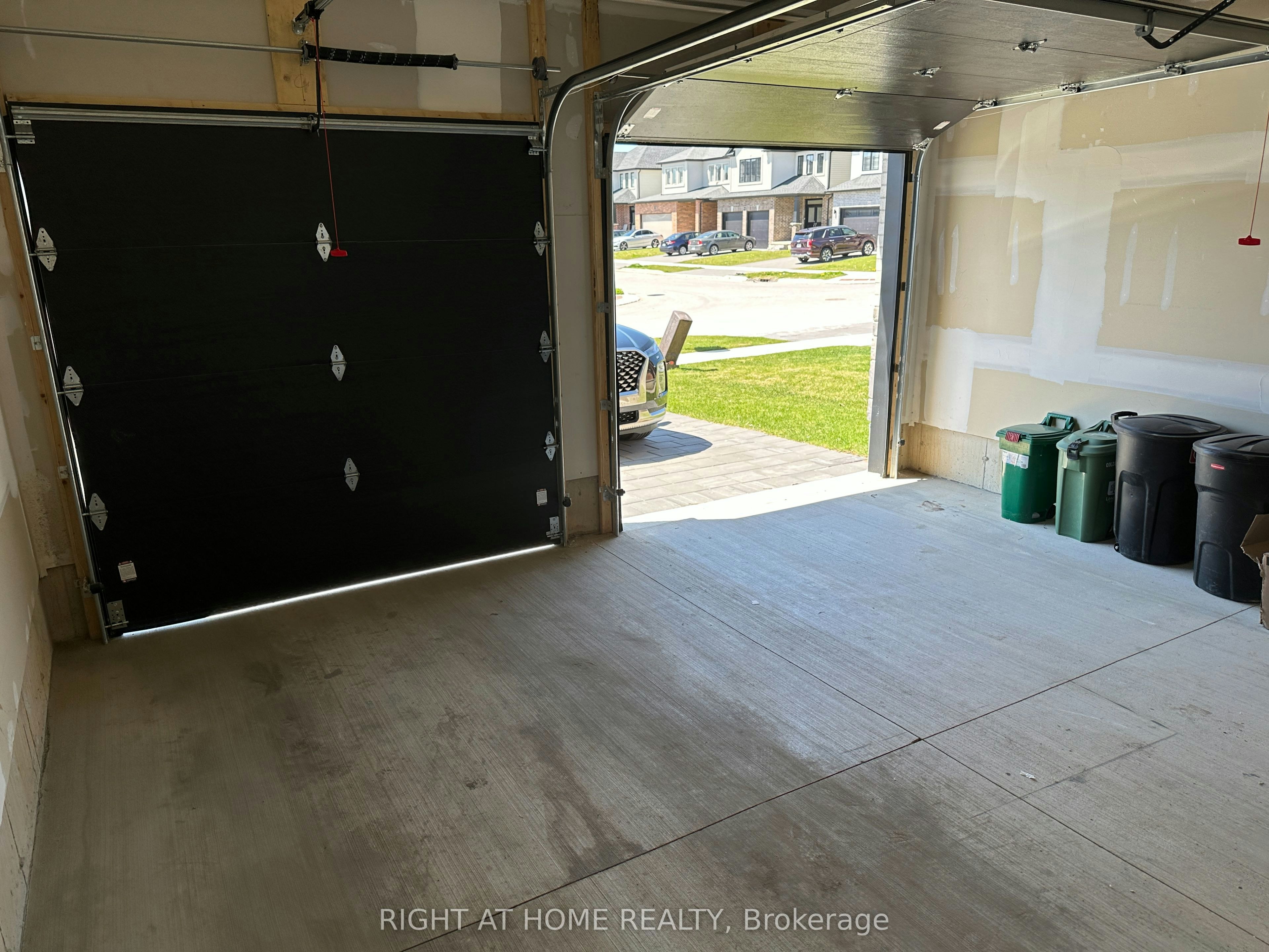 2967 Petty Road, London, ON, N6L 0H1 - 4