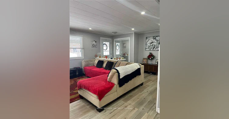 Upper-339 William Street, Shelburne, ON, L9V 2W9 - 13