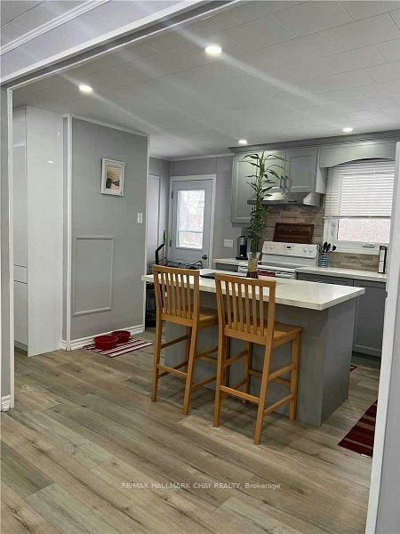 Upper-339 William Street, Shelburne, ON, L9V 2W9 - 12