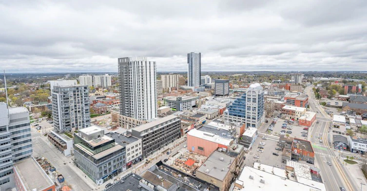 2504-60 Charles Street W, Kitchener, ON, N2G 0C9 - 15