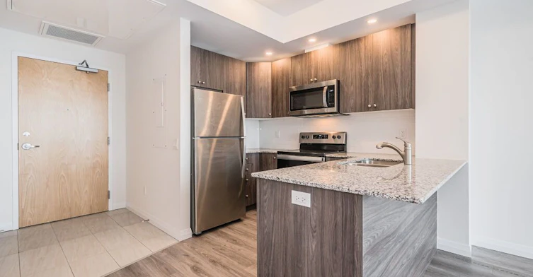 2504-60 Charles Street W, Kitchener, ON, N2G 0C9 - 5