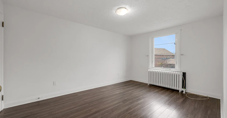 Upper-160 Welland Avenue, St. Catharines, ON, L2R 2N6 - 10