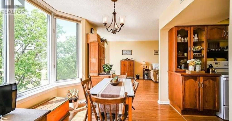 406-200 Limeridge Road W, Hamilton, ON, L9C 2V4 - 4