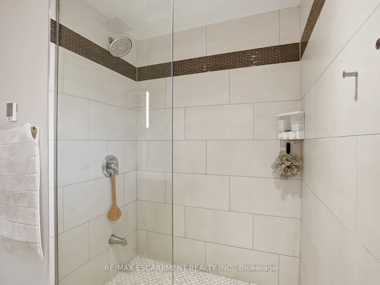 81 Thomson Drive, Hamilton, ON, L8B 0G5 - 43