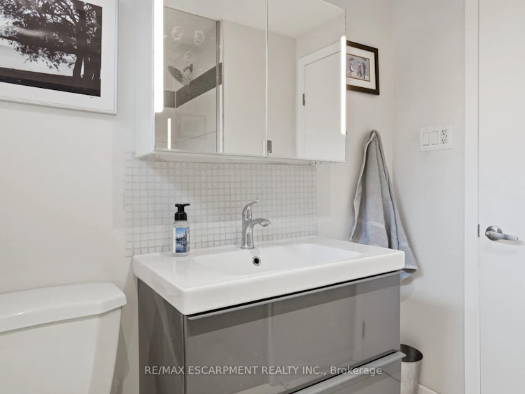 81 Thomson Drive, Hamilton, ON, L8B 0G5 - 42