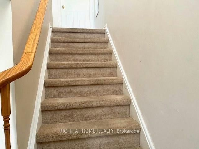 44 Senior Crescent, Cambridge, ON, N1T 2K6 - 12