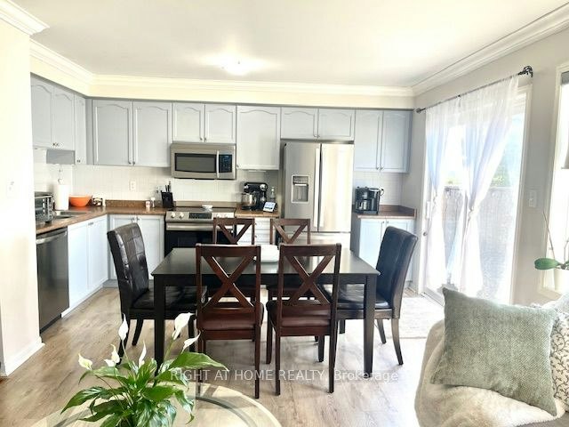 44 Senior Crescent, Cambridge, ON, N1T 2K6 - 10