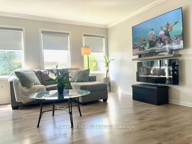 44 Senior Crescent, Cambridge, ON, N1T 2K6 - 6