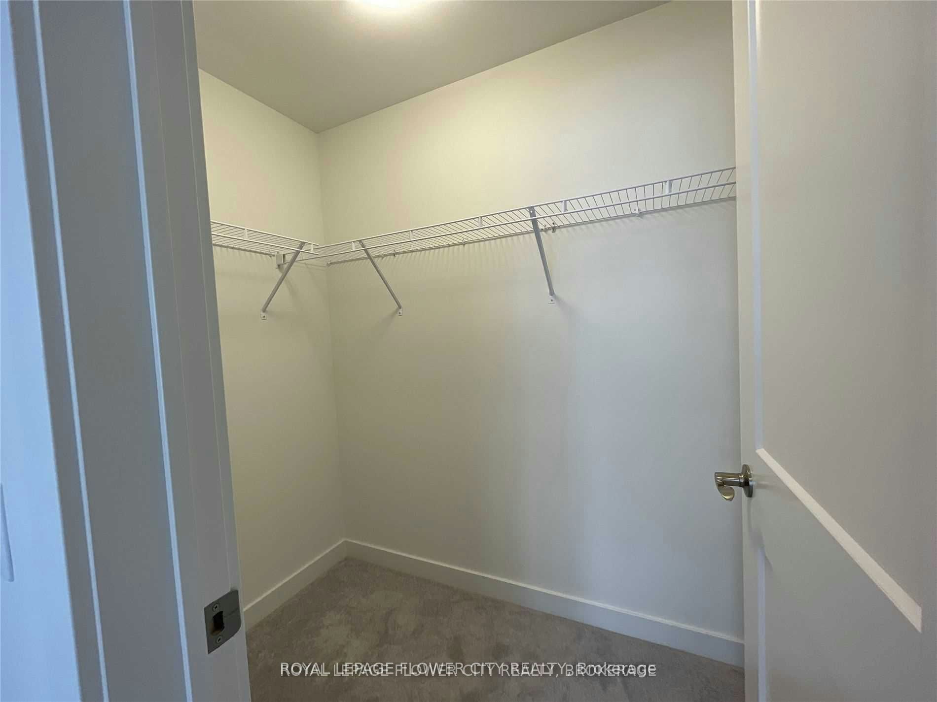 206-247 Northfield Drive E, Waterloo, ON, N2K 0H1 - 12