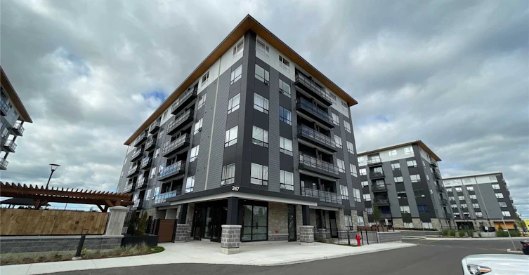 206-247 Northfield Drive E, Waterloo, ON, N2K 0H1