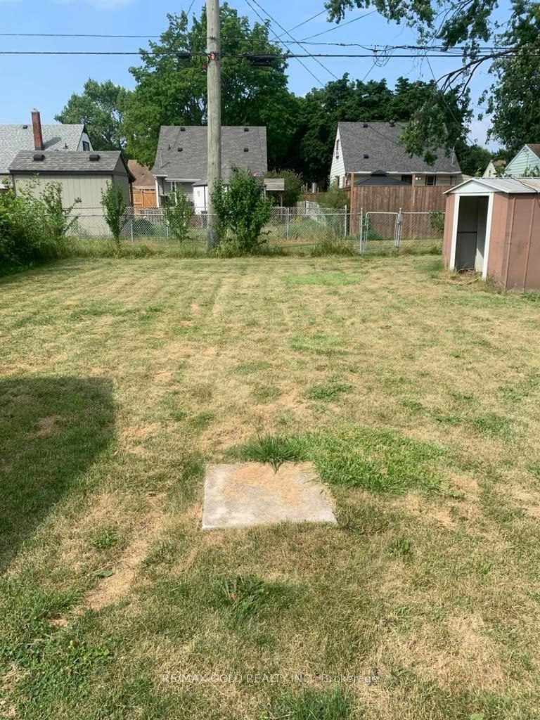 1315 Partington Avenue, Windsor, ON, N9B 2P5 - 10