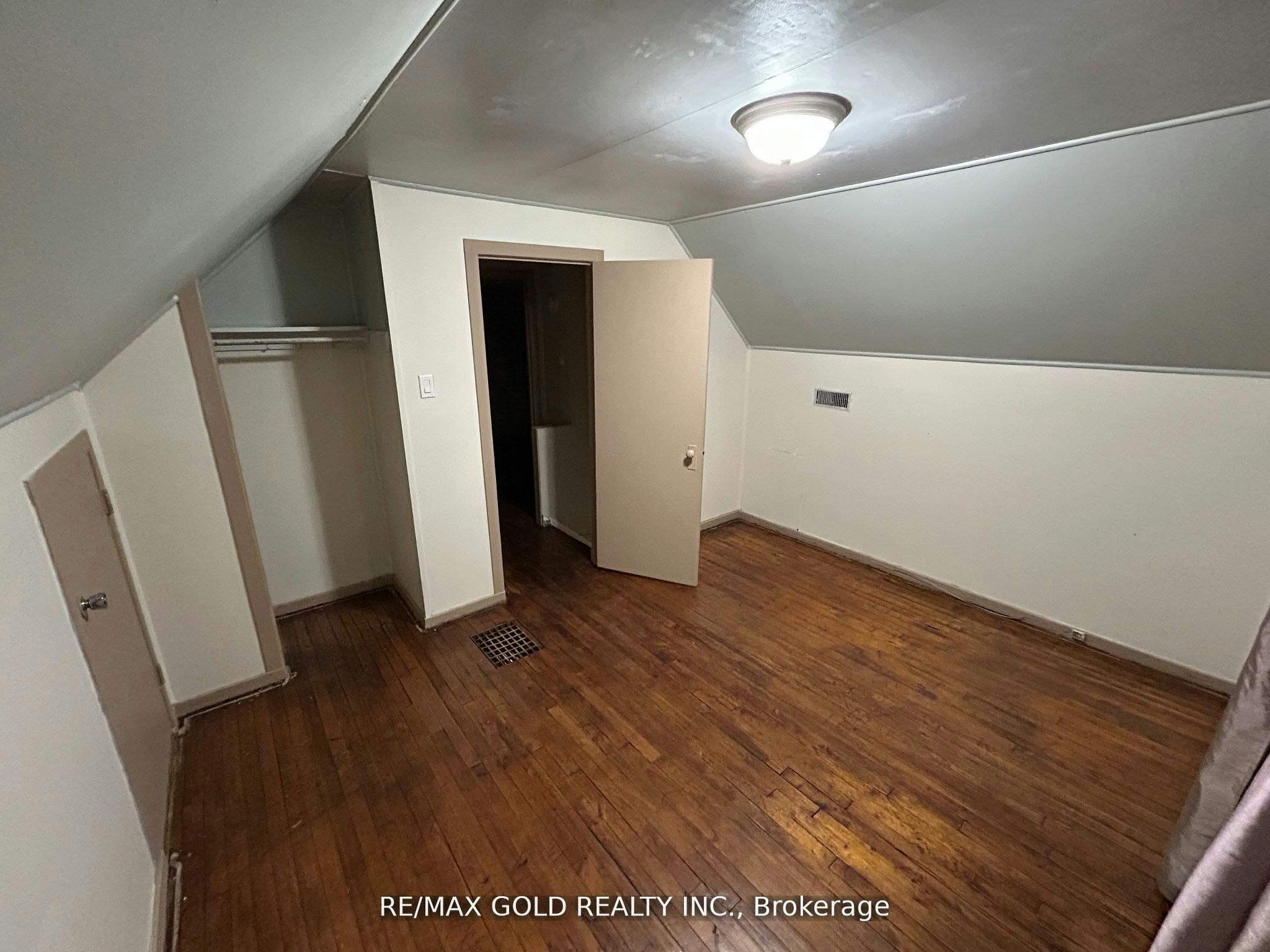 1315 Partington Avenue, Windsor, ON, N9B 2P5 - 12