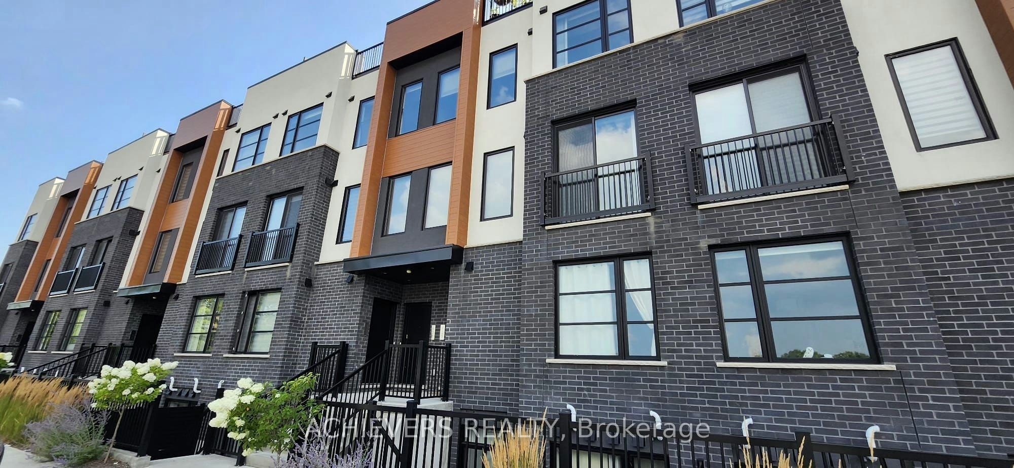 Unit 123-3900 Savoy Street, London, ON, N6P 0H9
