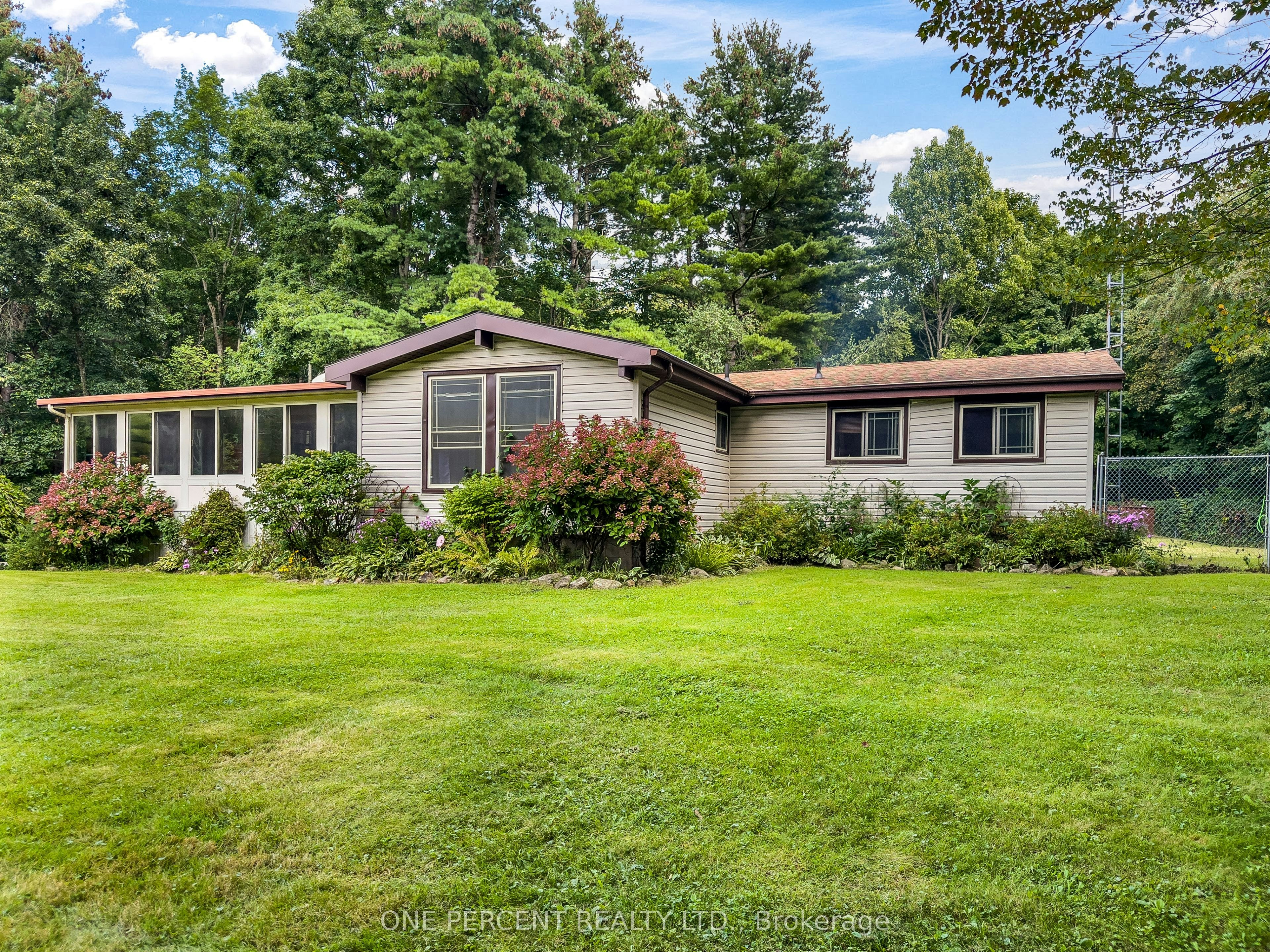 87 Fitzsimmons Road, Leeds and the Thousand Islands, ON, K0E 1L0