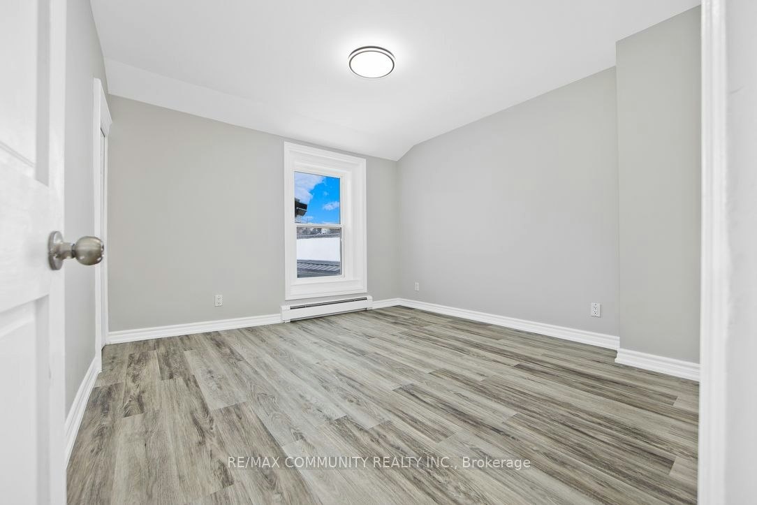 83 Moira Street W, Belleville, ON, K8P 1S7 - 13