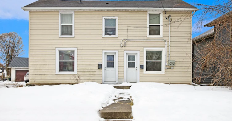 83 Moira Street W, Belleville, ON, K8P 1S7