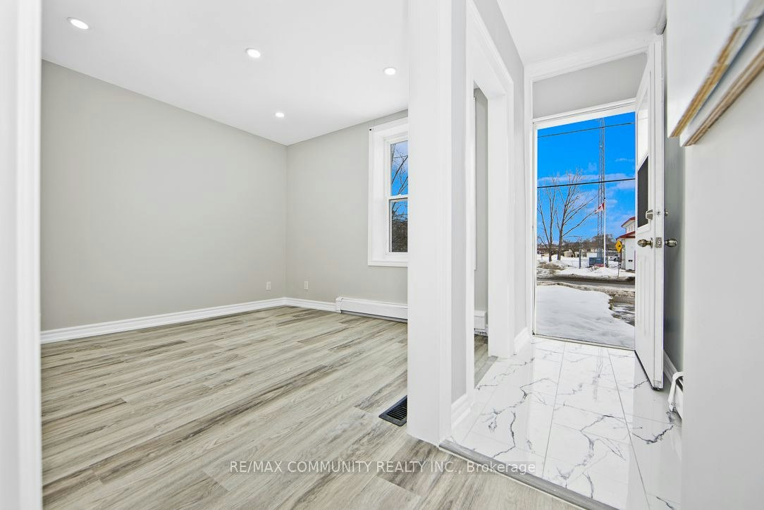 83 Moira Street W, Belleville, ON, K8P 1S7 - 4