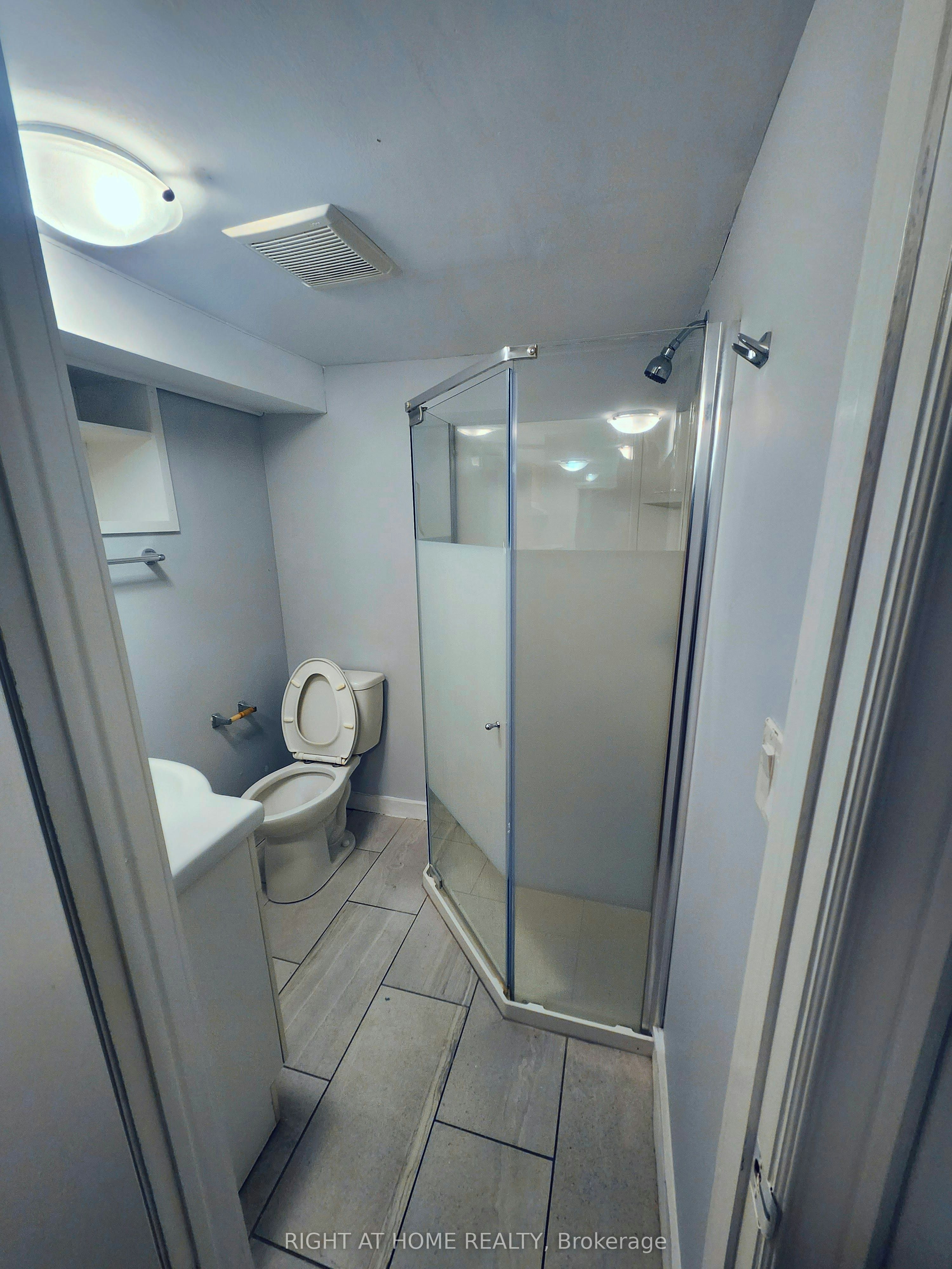 Basemnt-48 Westmount Road S, Waterloo, ON, N2L 2K6 - 5