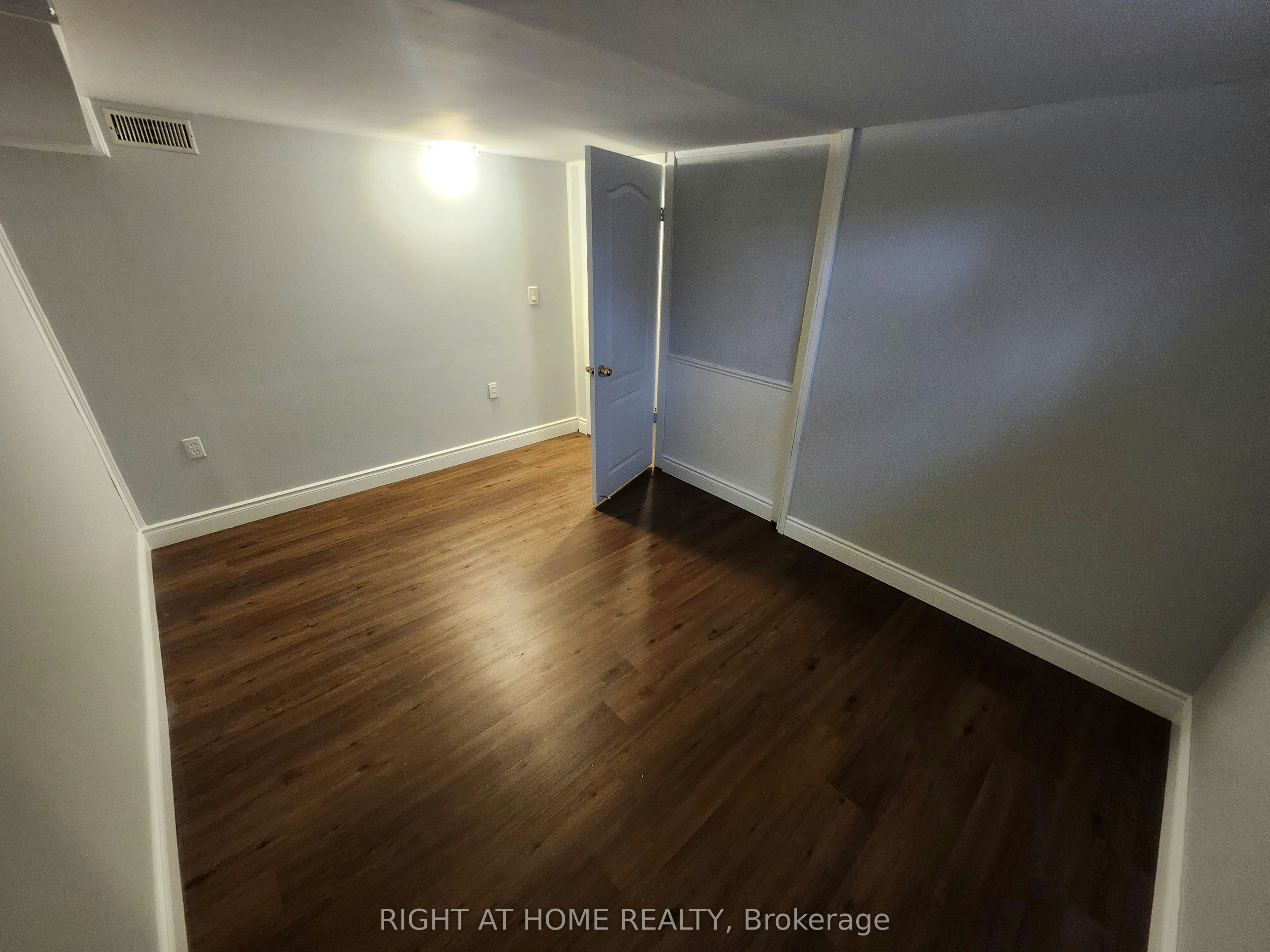 Basemnt-48 Westmount Road S, Waterloo, ON, N2L 2K6 - 8