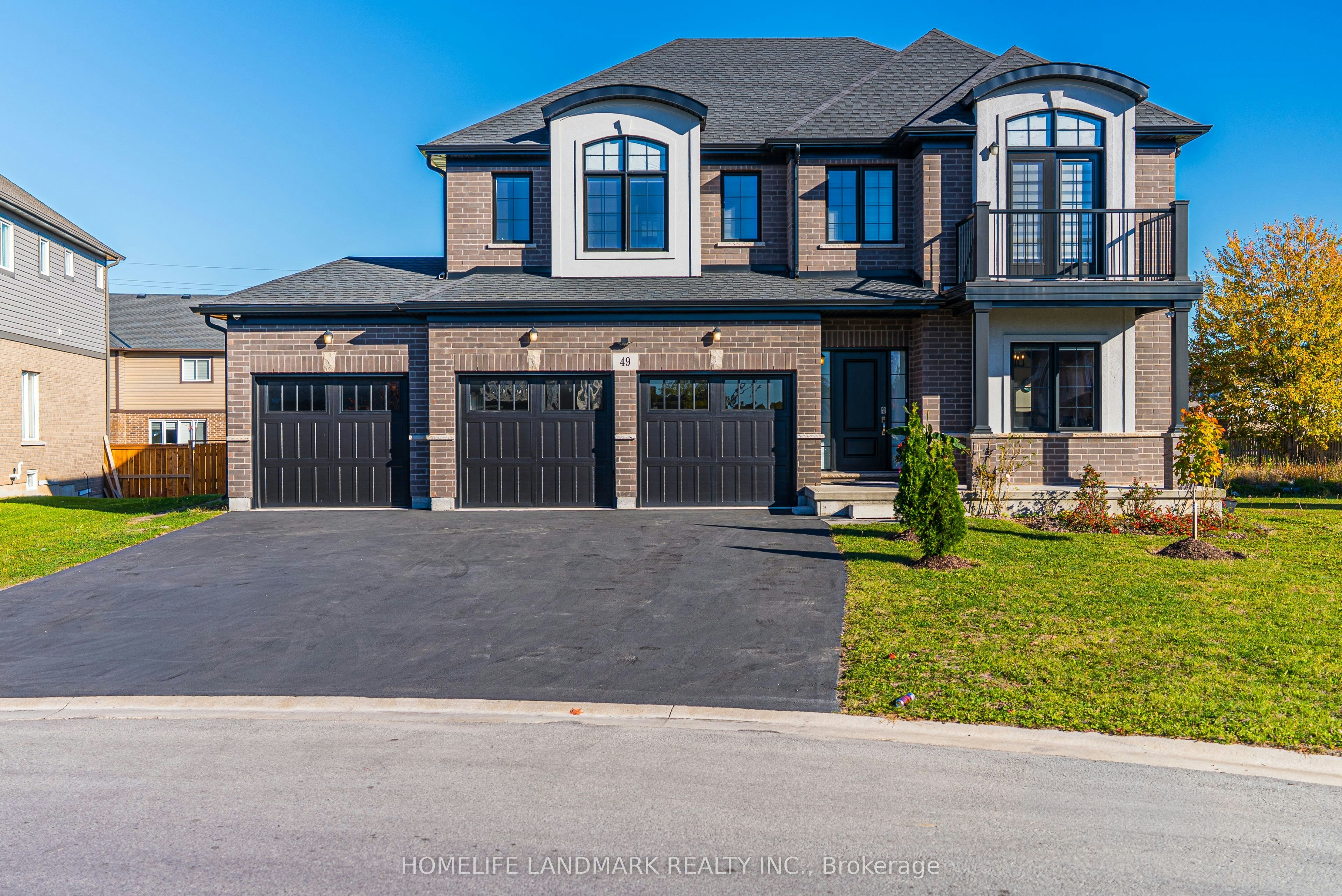 49 Monarch Street, Welland, ON, L3C 0E6
