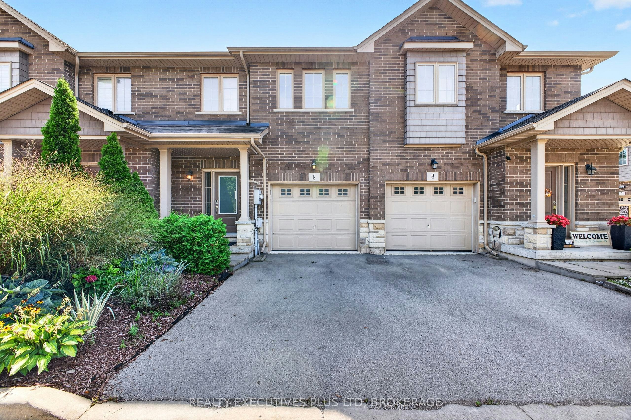 9-43 Kerman Avenue, Grimsby, ON, L3M 0G2