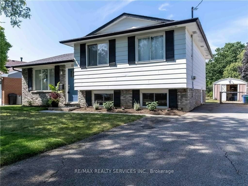 19 Ernest Street, St. Catharines, ON, L2N 6A6