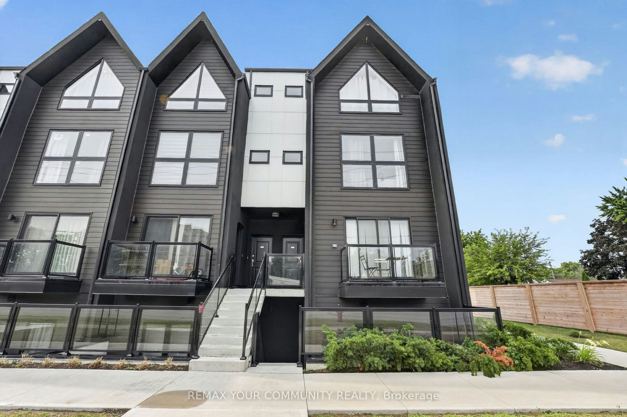 106-7277 Wilson Crescent, Niagara Falls, ON, L2G 4R8 - 3