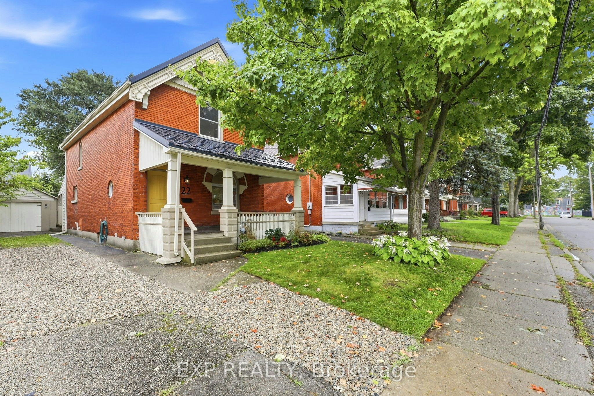 22 Hyatt Avenue, London, ON, N5Z 1Y5