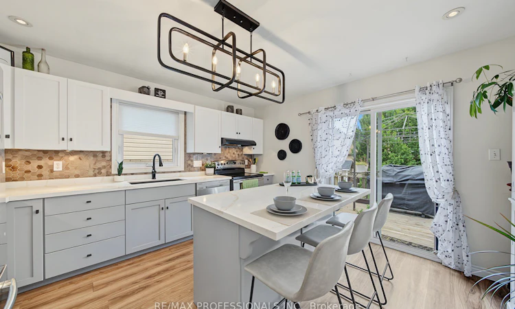 3 Oliver Court
