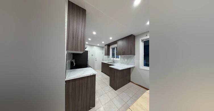 Upper Unit,-139 Macgregor Crescent, Waterloo, ON, N2J 3X2 - 2