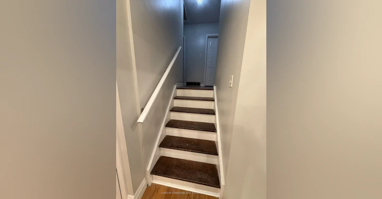 Upper Unit,-139 Macgregor Crescent, Waterloo, ON, N2J 3X2 - 15