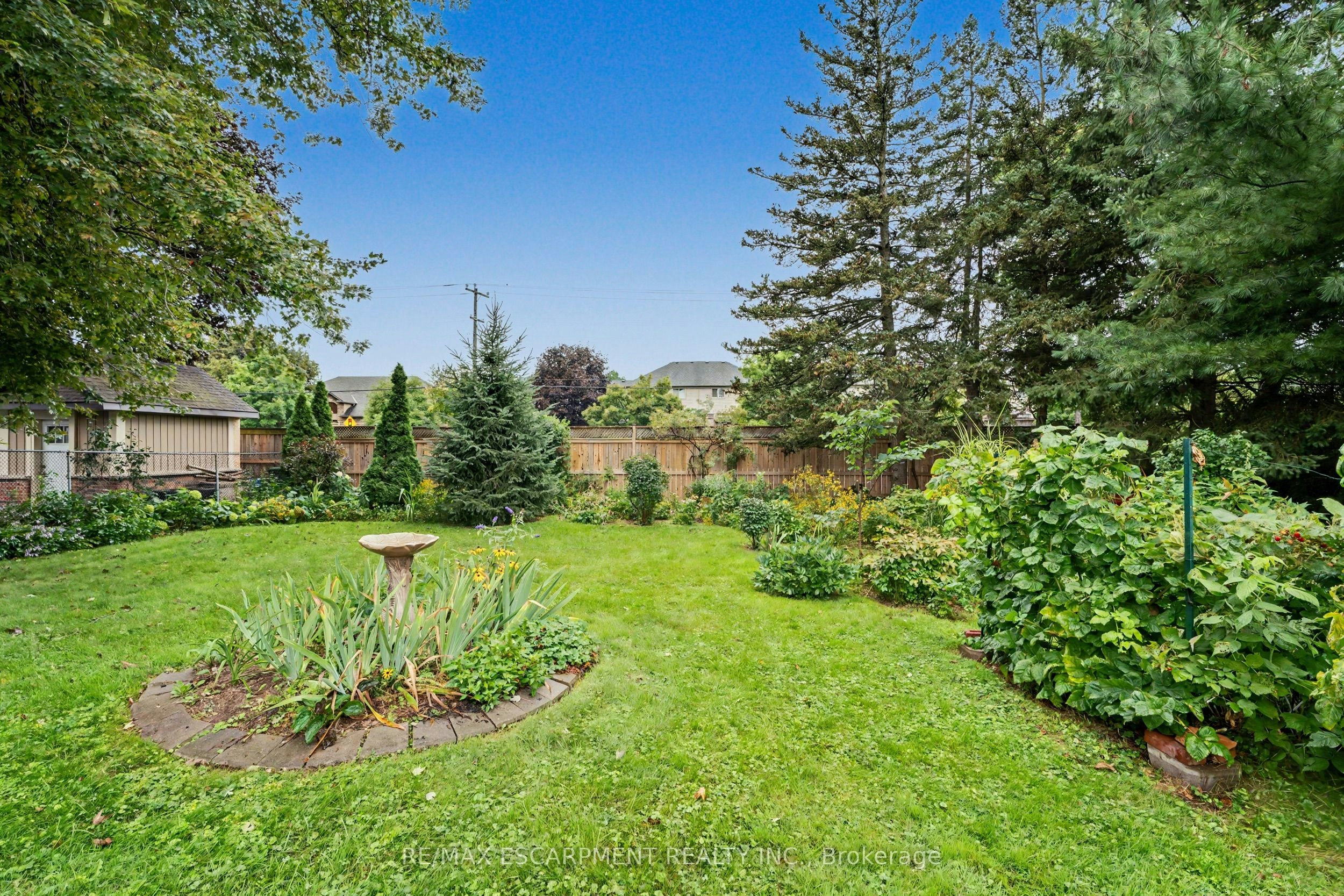 11 Miller Drive, Hamilton, ON, L9G 2H9 - 35