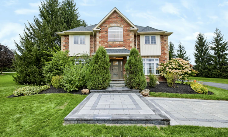 41 Woodland Drive