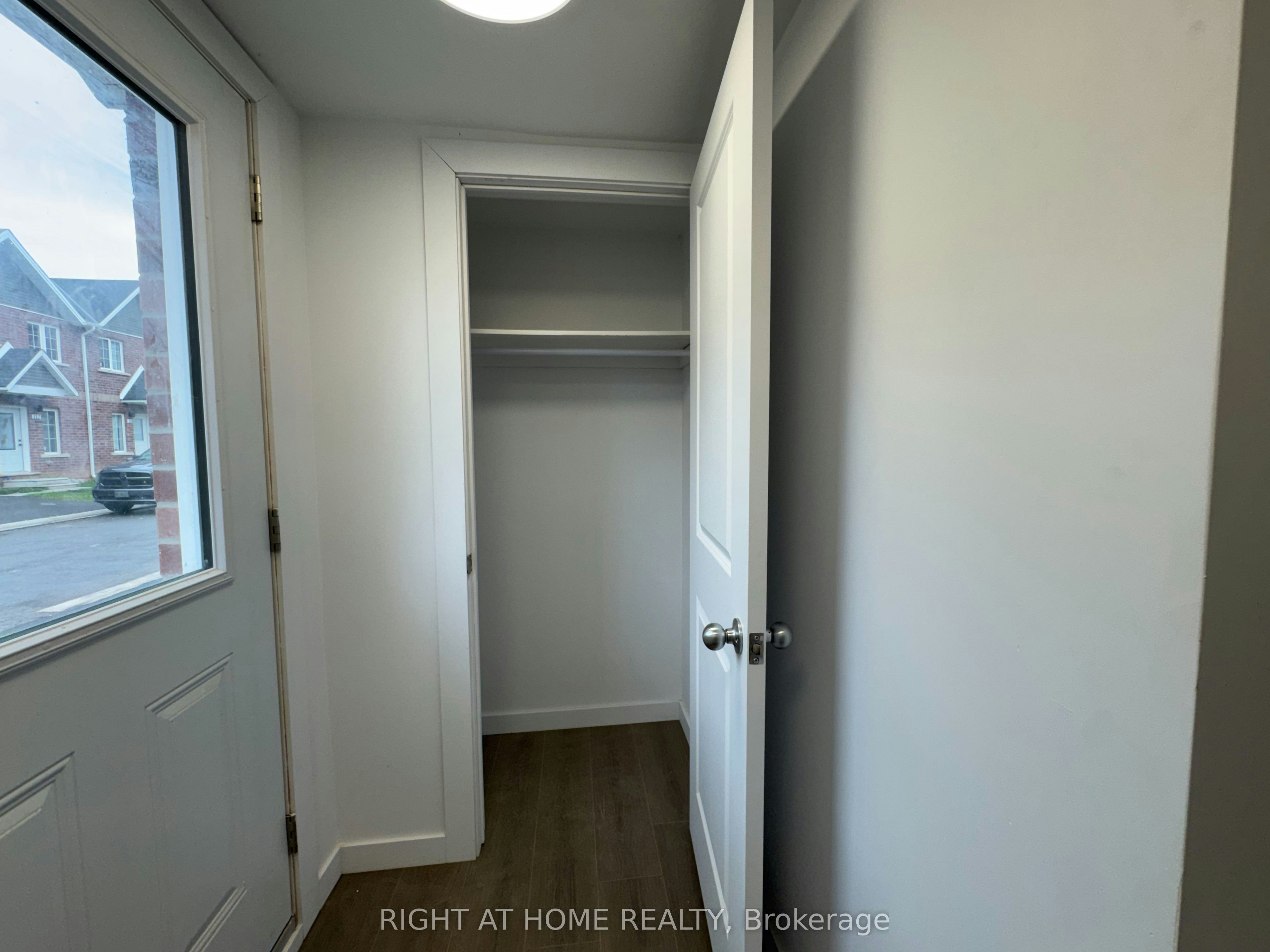 (MAIN)-107 Highriver Trail, Welland, ON, L3C 0H6 - 3