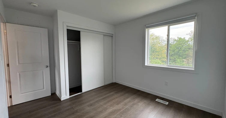 (MAIN)-107 Highriver Trail, Welland, ON, L3C 0H6 - 11
