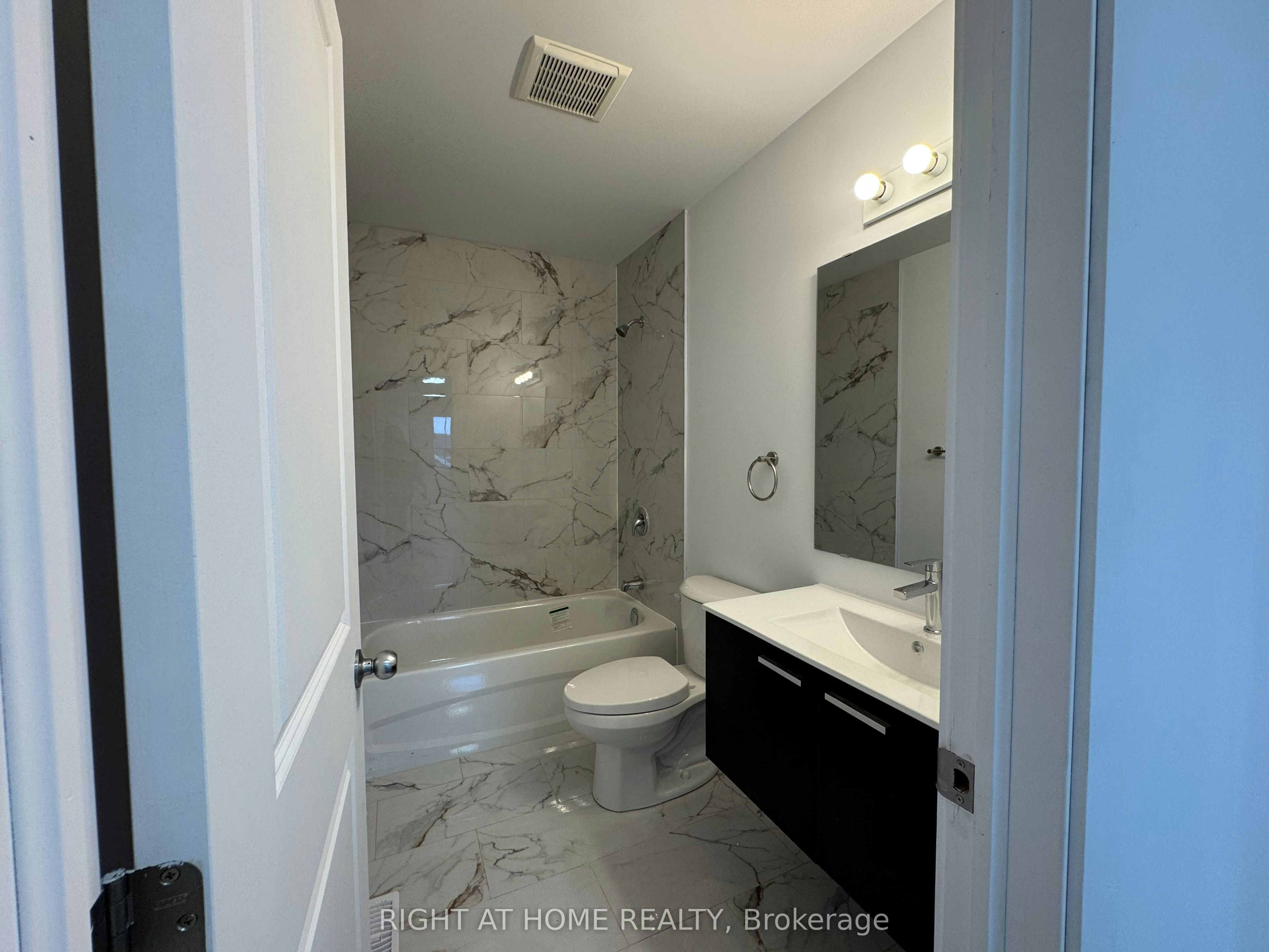 (MAIN)-107 Highriver Trail, Welland, ON, L3C 0H6 - 13