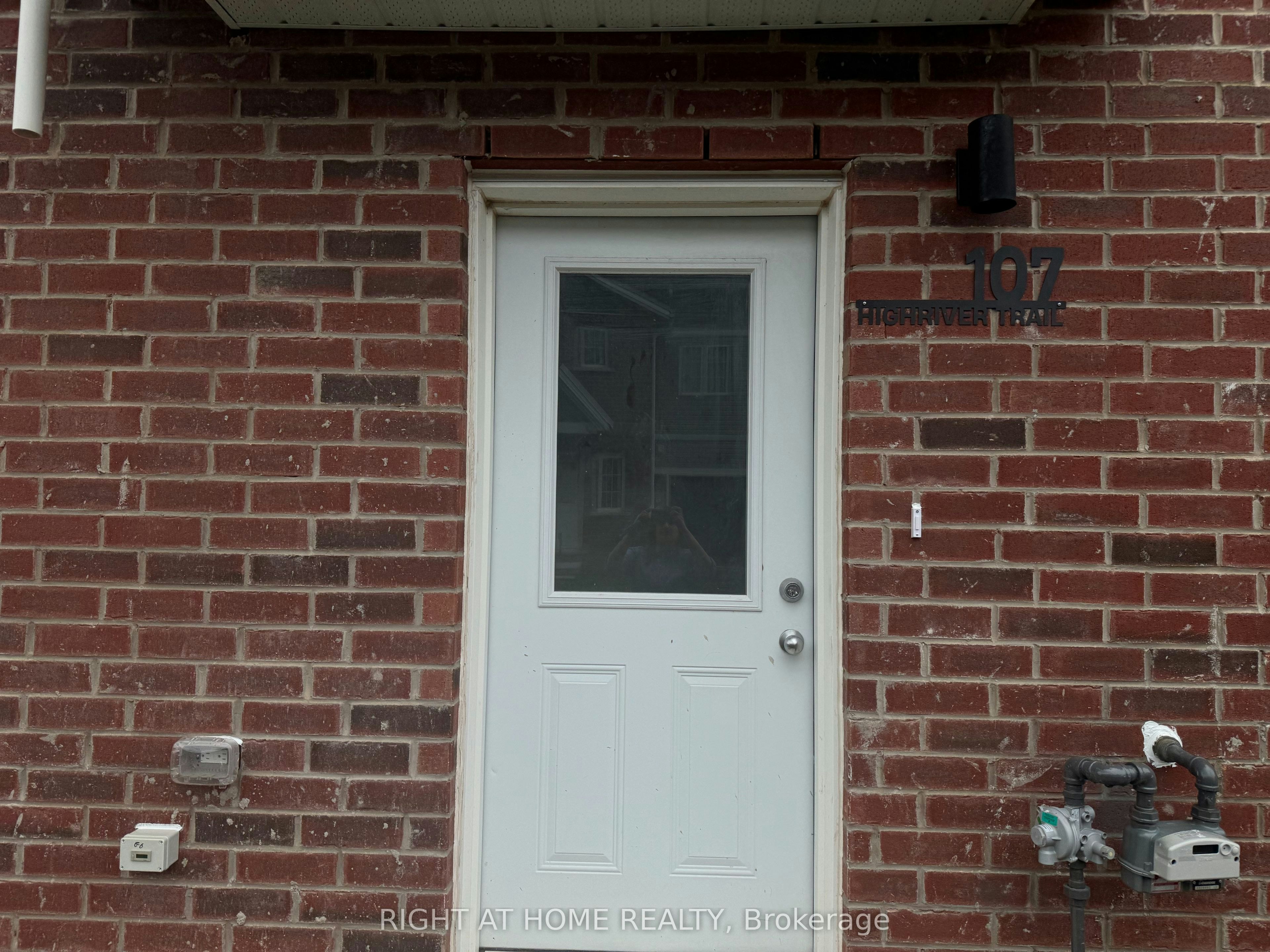 (MAIN)-107 Highriver Trail, Welland, ON, L3C 0H6 - 2