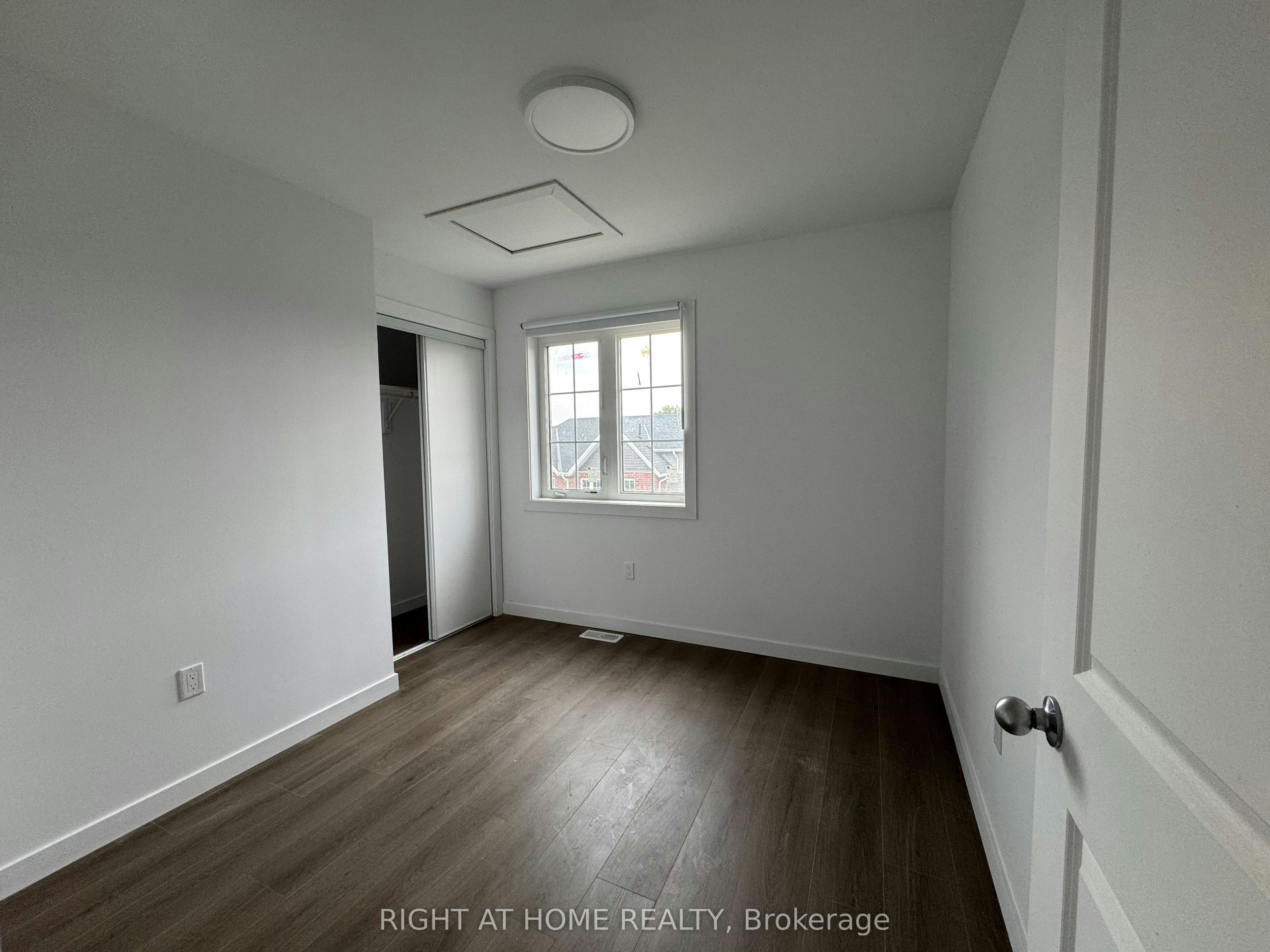 (MAIN)-107 Highriver Trail, Welland, ON, L3C 0H6 - 10